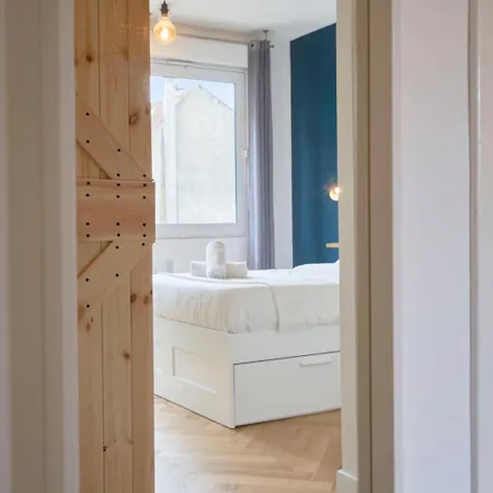 Republique - 2ch Tres Lumineux + Parking ! Apartment