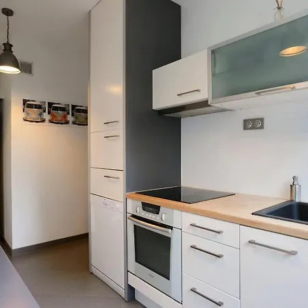 Lille Republique 1 Ch Tres Lumineux Avec Parking Apartamento