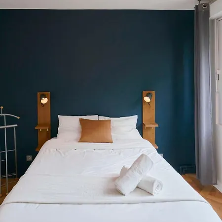 شقة Republique - 2ch Tres Lumineux + Parking ! *